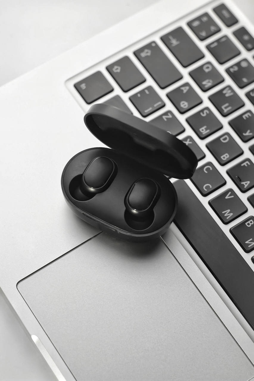 entdecken sie unsere große auswahl an kabellosen tastaturen – modern, komfortabel und zuverlässig für büro und freizeit. jetzt die passende wireless tastatur finden!